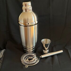 Lenox Tuscany Classics Stainless Steel Martini Set